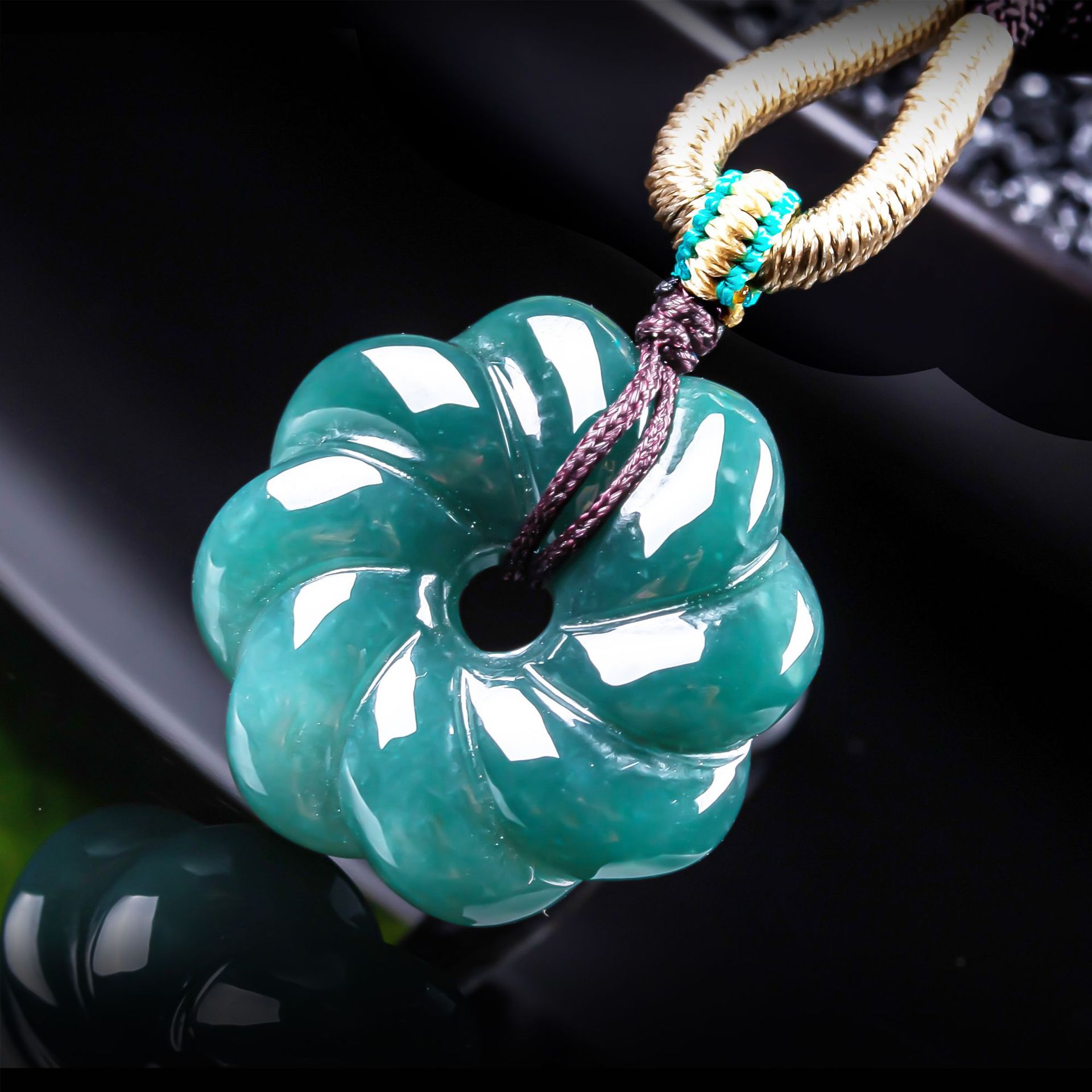 Vintage Fashion Necklace - Doğal Birman Yeşim Taşı Çiçek Kolye